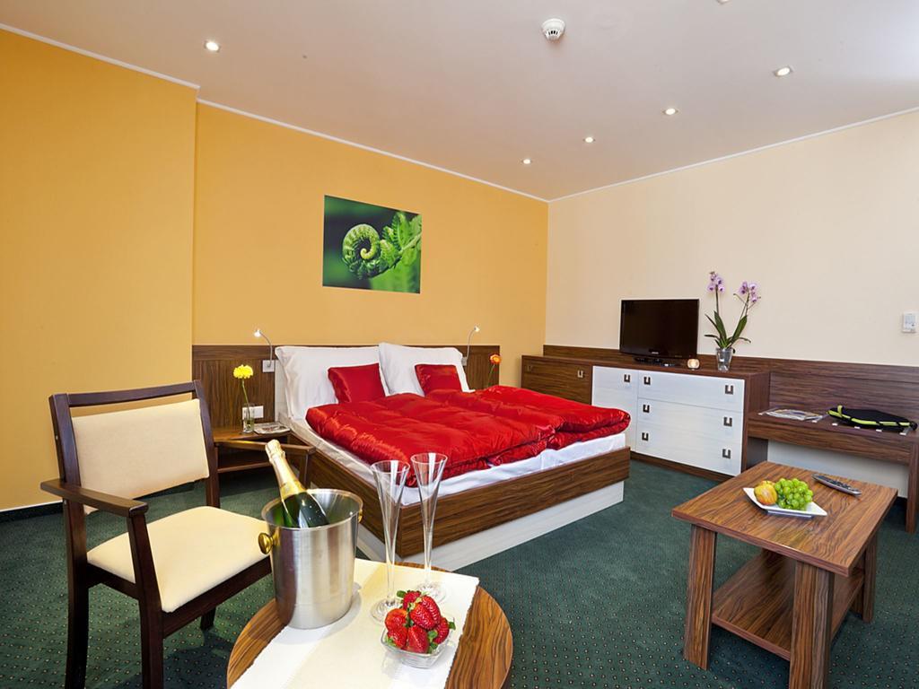 Hotel Viktor Bratislava Quarto foto